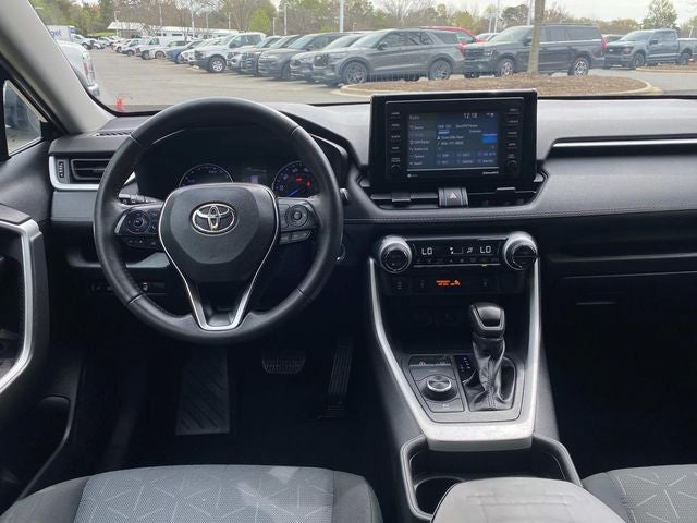 2020 Toyota RAV4 Hybrid XLE