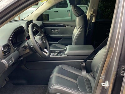 2023 Honda Pilot EX-L 8 Passenger