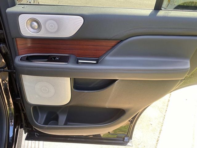 2023 Lincoln Navigator Reserve CPO