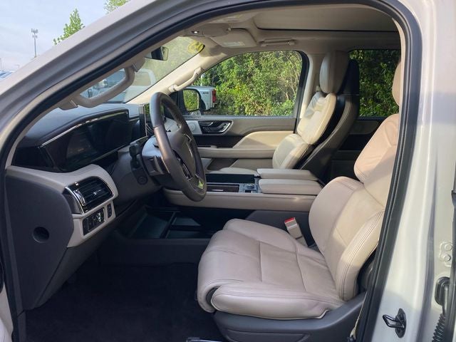 2023 Lincoln Navigator L Reserve CPO
