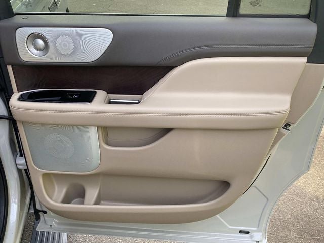 2023 Lincoln Navigator L Reserve CPO