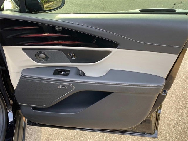 2024 Lincoln Nautilus Reserve