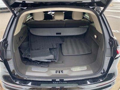 2024 Lincoln Nautilus Reserve