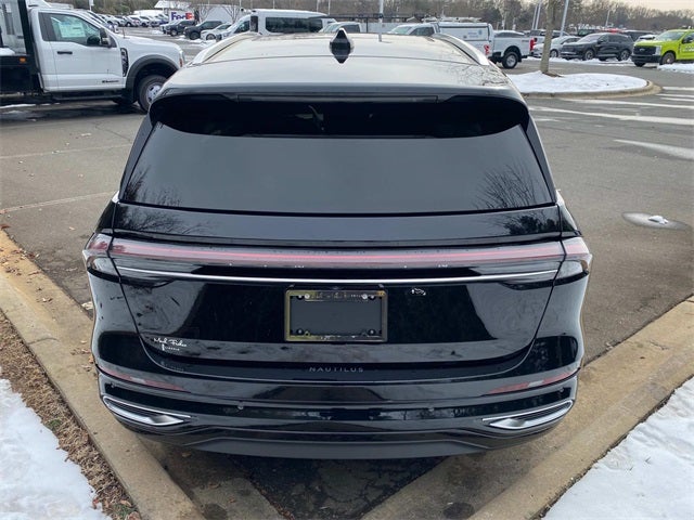 2024 Lincoln Nautilus Reserve