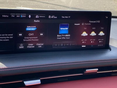 2024 Genesis GV70 2.5T