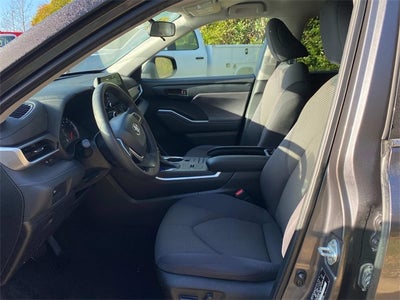 2022 Toyota Highlander L