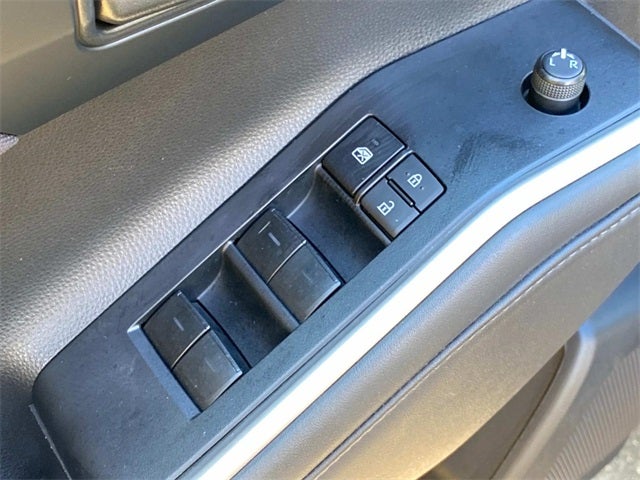 2022 Toyota Highlander L