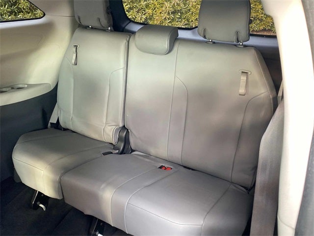 2021 Toyota Sienna XLE 8 Passenger