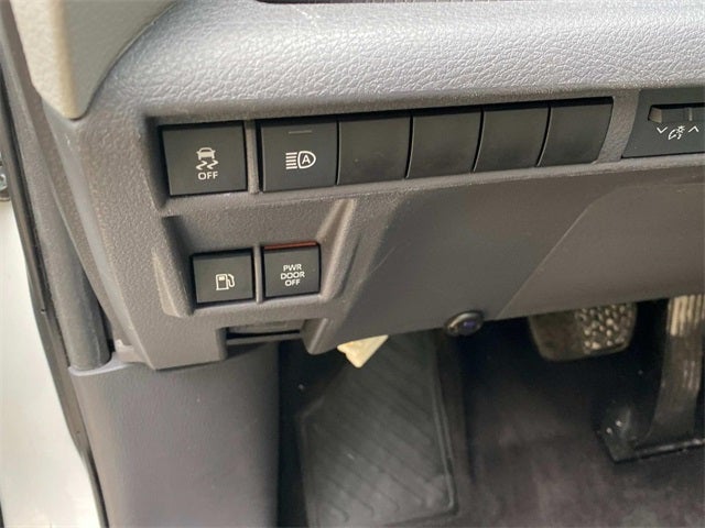 2021 Toyota Sienna XLE 8 Passenger
