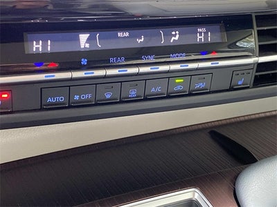 2021 Toyota Sienna XLE 8 Passenger