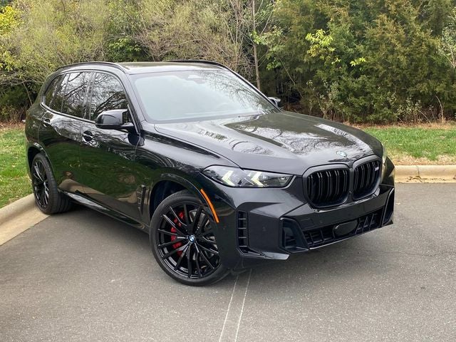 2025 BMW X5 M60i