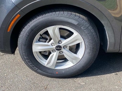 2023 Kia Sorento LX