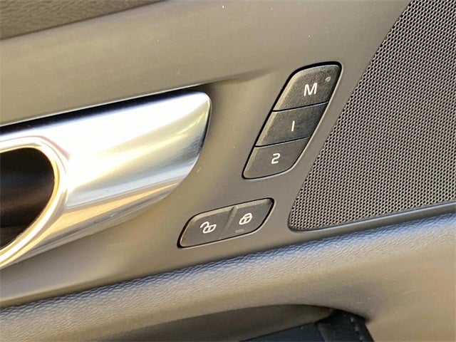 2020 Volvo S60 T5 Momentum