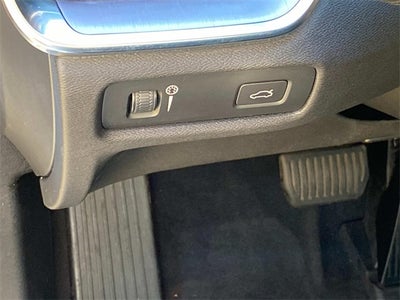 2020 Volvo S60 T5 Momentum