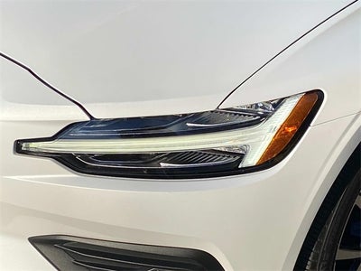 2020 Volvo S60 T5 Momentum