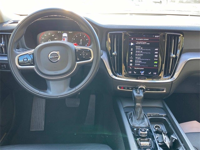 2020 Volvo S60 T5 Momentum