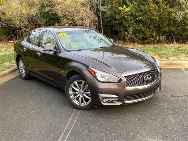 2015 INFINITI Q70 3.7X