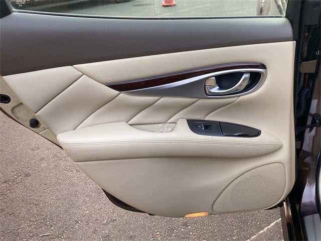 2015 INFINITI Q70 3.7X