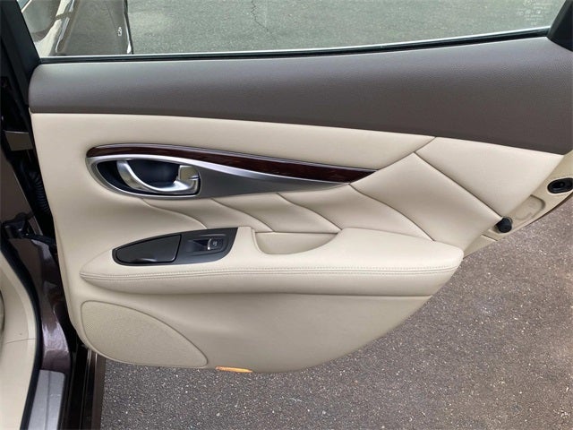 2015 INFINITI Q70 3.7X