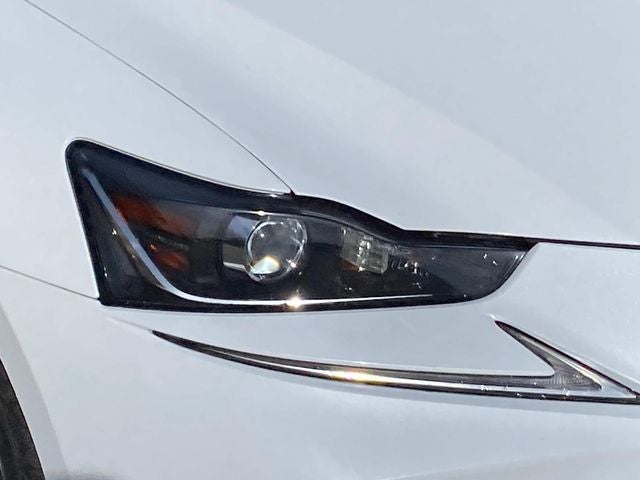 2018 Lexus IS 300