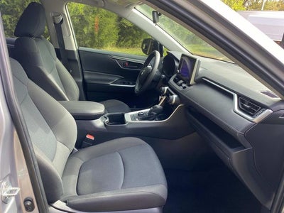 2023 Toyota RAV4 Hybrid LE