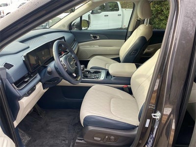 2025 Kia Carnival EX