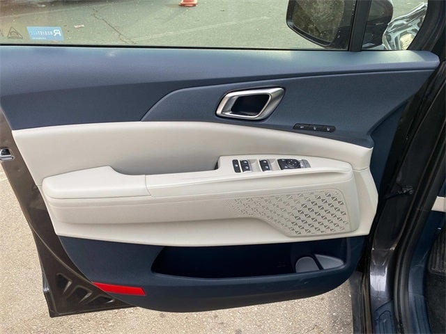 2025 Kia Carnival EX