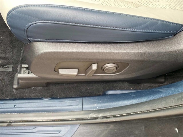 2025 Kia Carnival EX