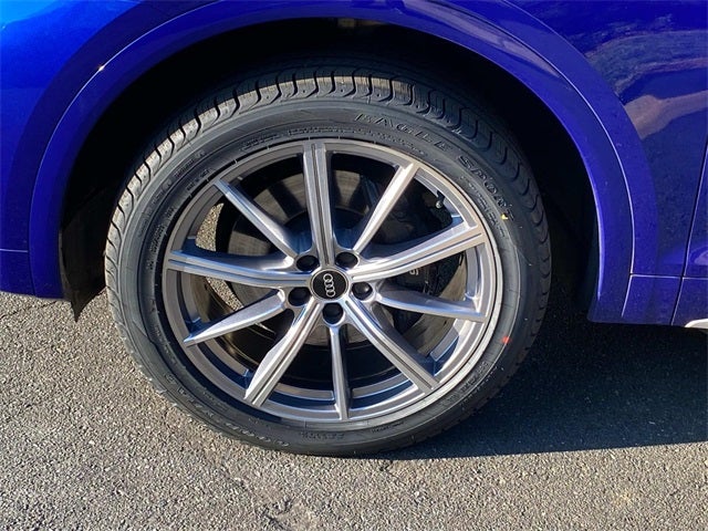 2022 Audi SQ5 Premium Plus quattro