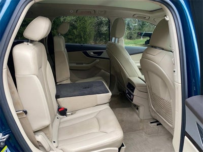 2019 Audi Q7 45 Premium Plus quattro