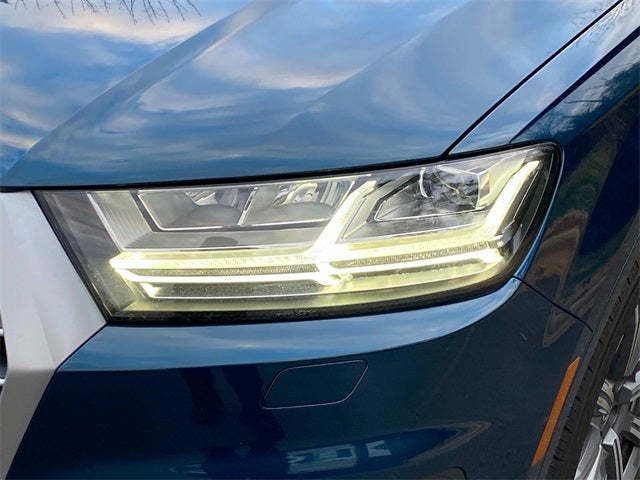2019 Audi Q7 45 Premium Plus quattro