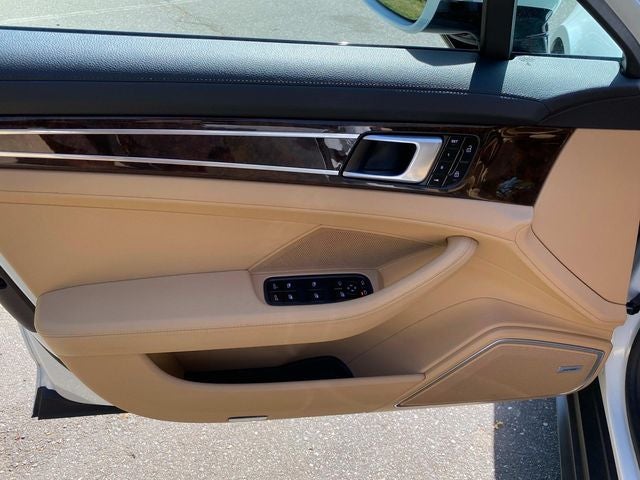 2019 Porsche Panamera Base
