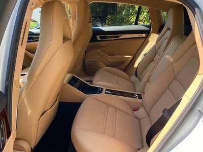 2019 Porsche Panamera Base