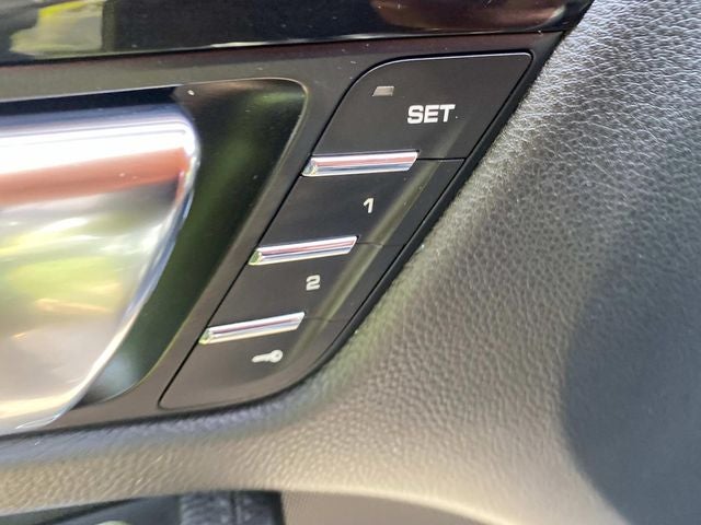 2018 Porsche Macan Base