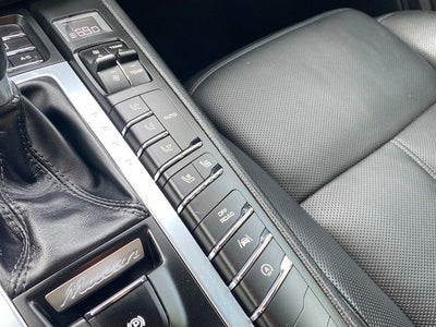 2018 Porsche Macan Base