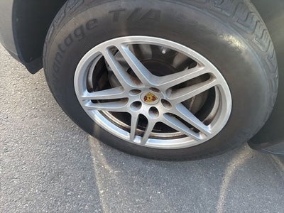 2018 Porsche Macan Base