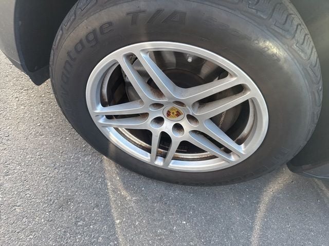 2018 Porsche Macan Base