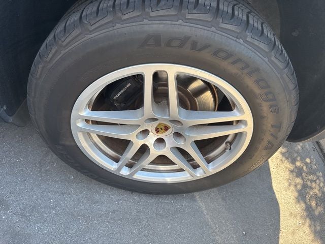 2018 Porsche Macan Base