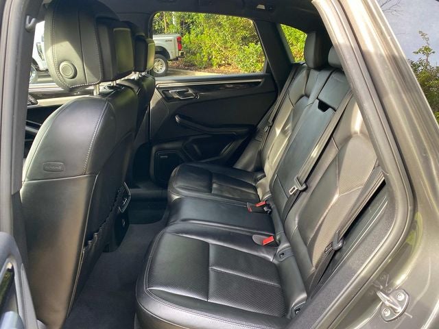 2018 Porsche Macan Base