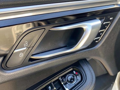 2020 Porsche Macan S
