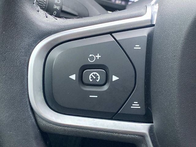 2021 Volvo XC60 T5 Momentum