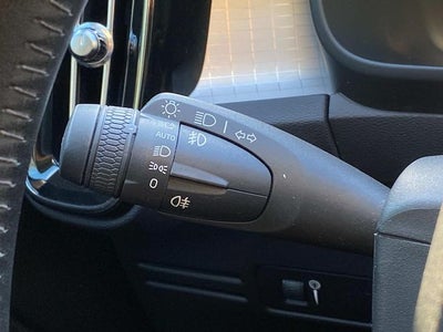 2021 Volvo XC40 Momentum