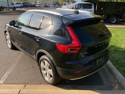 2021 Volvo XC40 Momentum