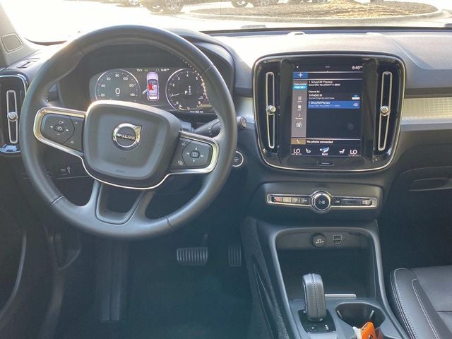 2021 Volvo XC40 Momentum