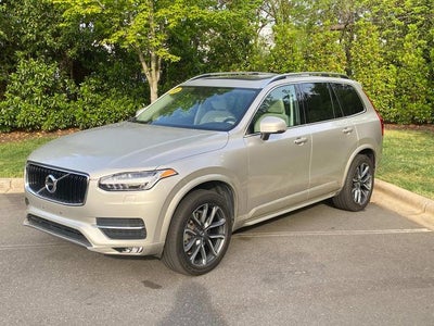 2018 Volvo XC90 T6 Momentum