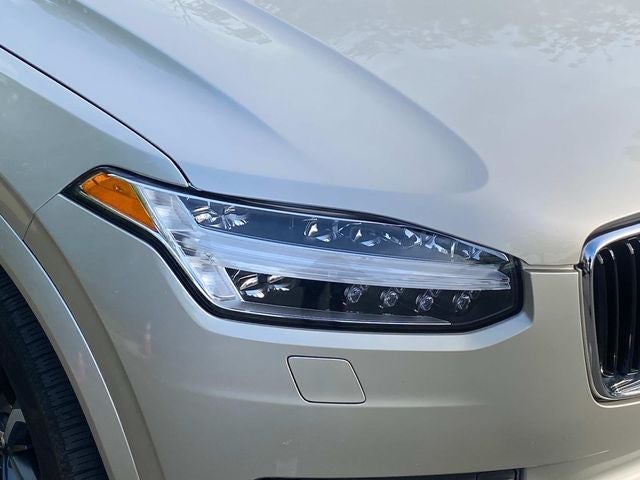 2018 Volvo XC90 T6 Momentum