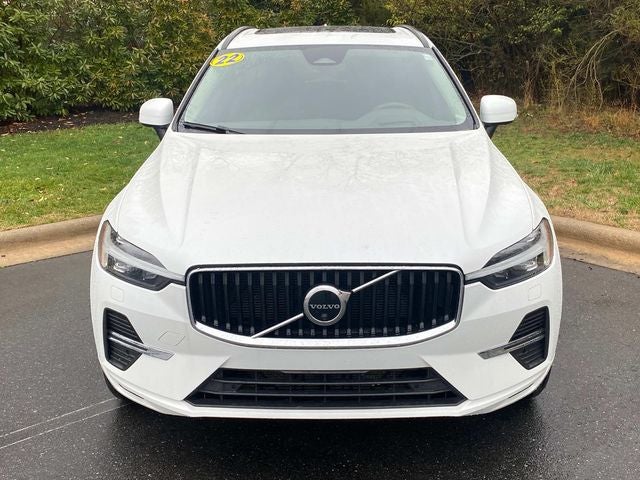 2022 Volvo XC60 B5 Momentum