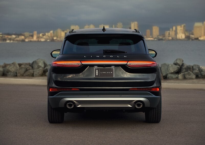 The rear lighting of the 2025 Lincoln Corsair® SUV spans the entire width of the vehicle. | Mark Ficken Lincoln in Charlotte NC