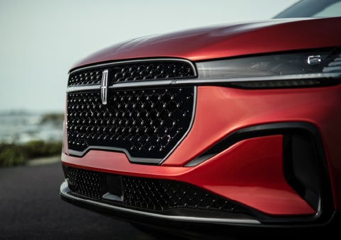The sleek grille of a 2026 Lincoln Nautilus® SUV with the available Jet Appearance Package makes a bold statement. | Mark Ficken Lincoln in Charlotte NC